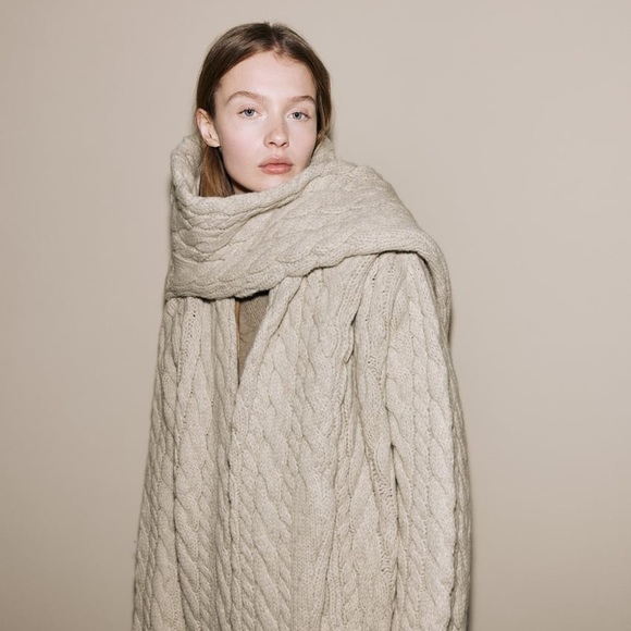 Zara 100% WOOL CABLE KNIT COAT - Picture 2 of 11